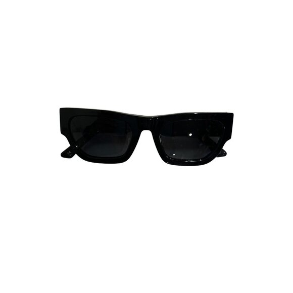 VEHLA Finn Sunglasses in Black Smoke